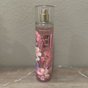 Bath & Body Works Sweet Pea Fragrance Mist